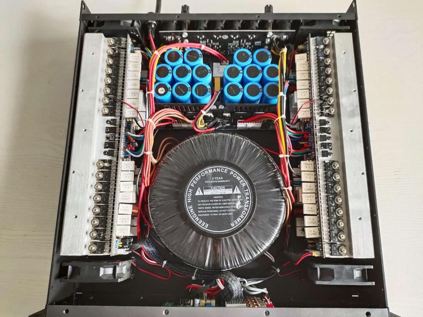 Amplificador de potencia est&eacute;reo